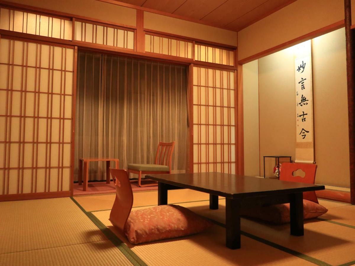 Izumiya Ryokan Kyoto Exterior photo