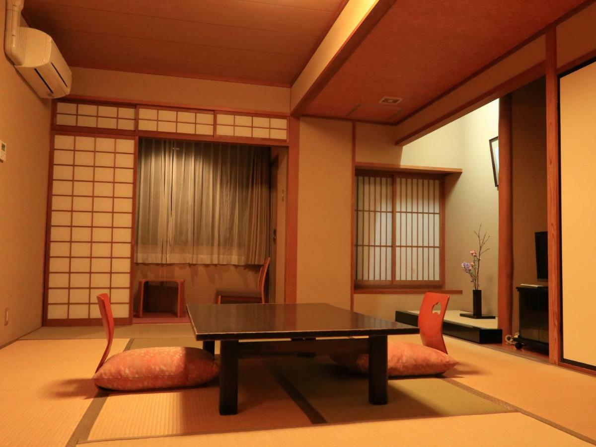 Izumiya Ryokan Kyoto Exterior photo